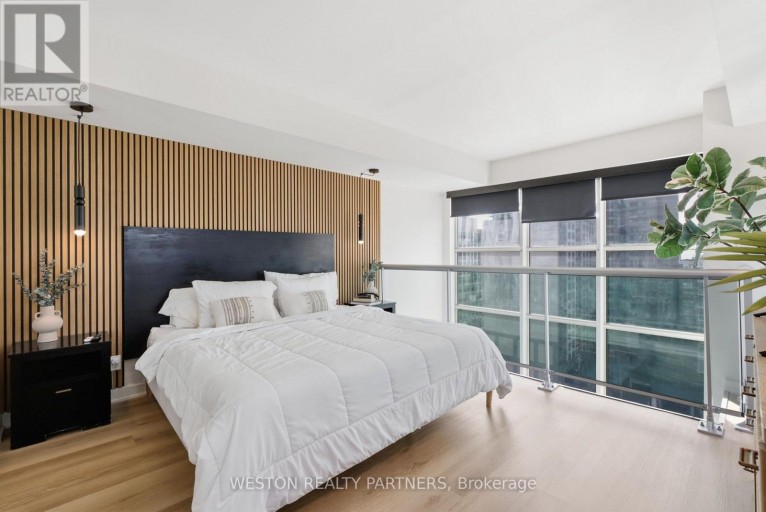 1124 - 36 BLUE JAYS WAY, Toronto (Waterfront Communities), Ontario, M5V3T3