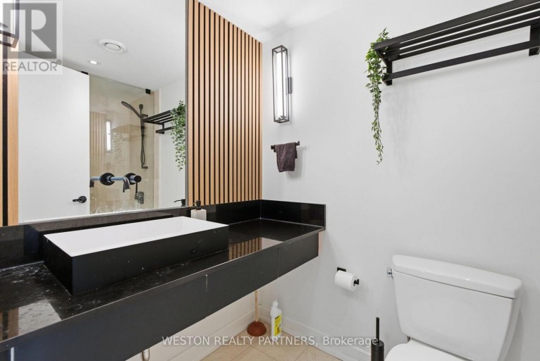 1124 - 36 BLUE JAYS WAY, Toronto (Waterfront Communities), Ontario, M5V3T3