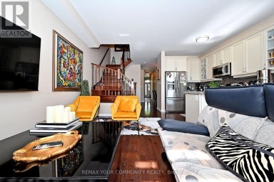 30 SPRUCE PINE CRESCENT Vaughan (Patterson) Ontario photo 4