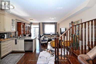 30 SPRUCE PINE CRESCENT Vaughan (Patterson) Ontario photo 9
