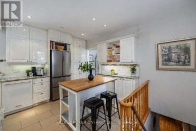 18 CONCESSION STREET W Clarington (Bowmanville) Ontario photo 15
