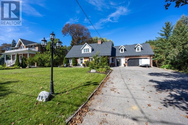 18 CONCESSION STREET W, Clarington (Bowmanville), Ontario, L1C1Y5
