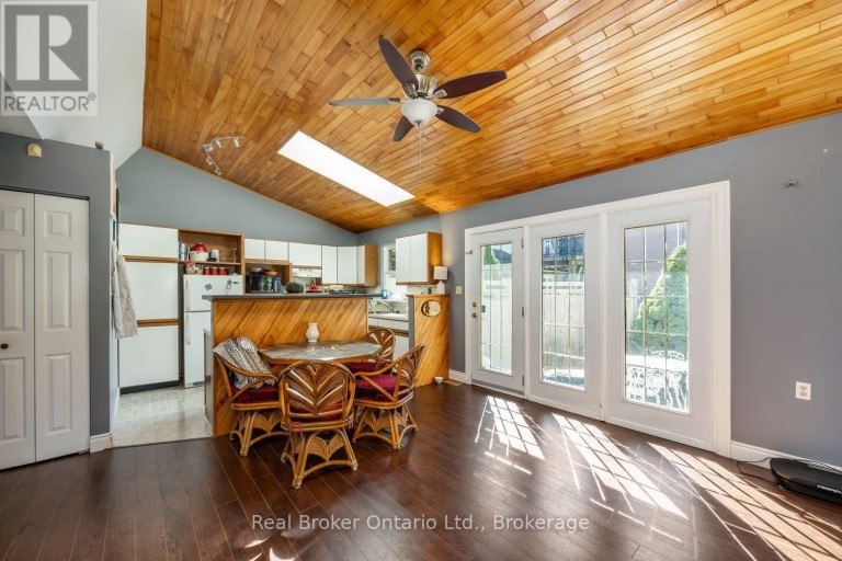 18 CONCESSION STREET W, Clarington (Bowmanville), Ontario, L1C1Y5