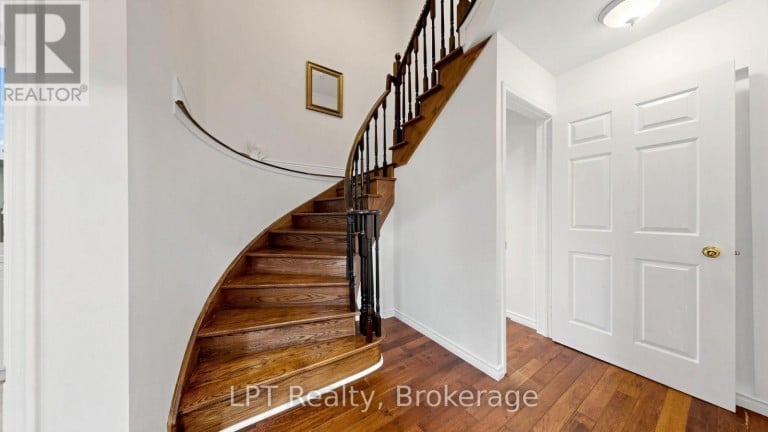 18 TAWN CRESCENT S, Ajax (Central), Ontario, L1Z1J1