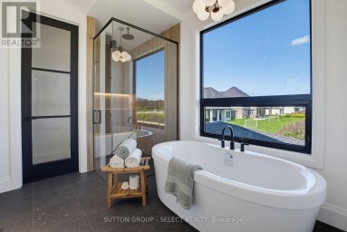 588 CREEKVIEW CHASE London North (North R) Ontario photo 24