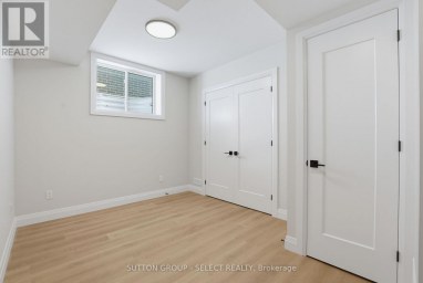 588 CREEKVIEW CHASE London North (North R) Ontario photo 37