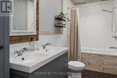 2 RED OAK DRIVE Wasaga Beach Ontario photo 24