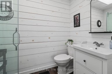 2 RED OAK DRIVE Wasaga Beach Ontario photo 27