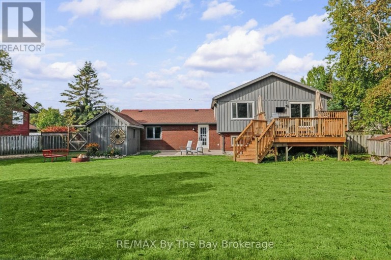 2 RED OAK DRIVE, Wasaga Beach, Ontario, L9Z1J5