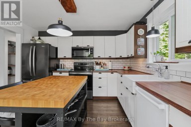 2 RED OAK DRIVE Wasaga Beach Ontario photo 6