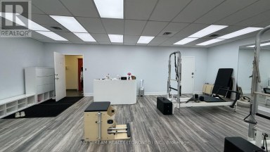 207 - 5635 YONGE STREET Toronto (Willowdale East) Ontario photo 3