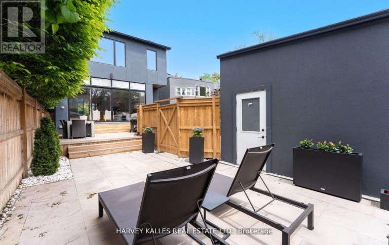 31 KILBARRY ROAD, Toronto (Yonge-St. Clair), Ontario, M5P1K4