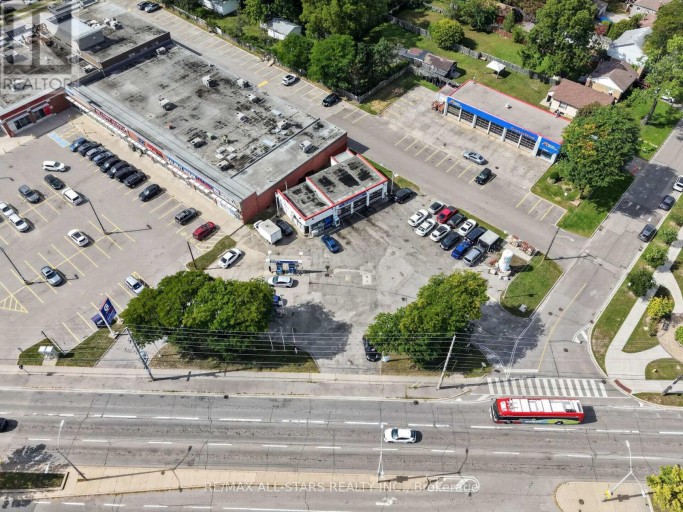 4418 KINGSTON ROAD, Toronto (West Hill), Ontario, M1E2N4