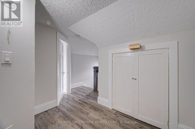 227 EAST 23RD STREET Hamilton (Eastmount) Ontario photo 30