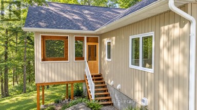 180 LAKEVIEW STREET Dysart et al (Dysart) Ontario photo 30