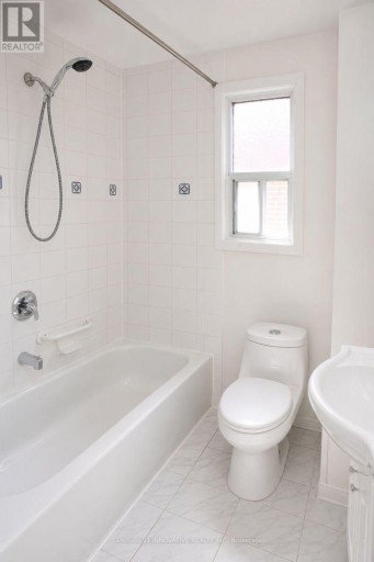 101 HEALE AVENUE, Toronto (Birchcliffe-Cliffside), Ontario, M1N3X9
