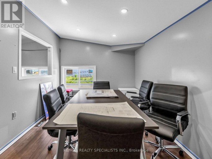583 MAIN STREET E, Milton (DP Dorset Park), Ontario, L9T3J2