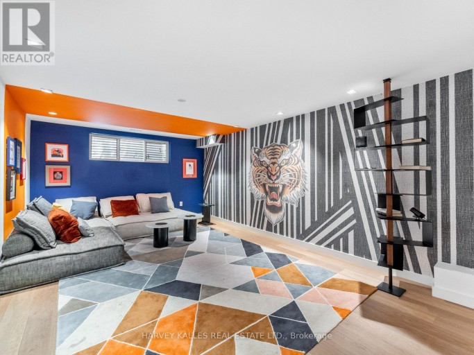 75 ARDWOLD GATE, Toronto (Casa Loma), Ontario, M5R2W1
