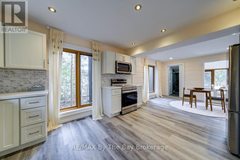 646 OXBOW PARK DRIVE, Wasaga Beach, Ontario, L9Z2V2