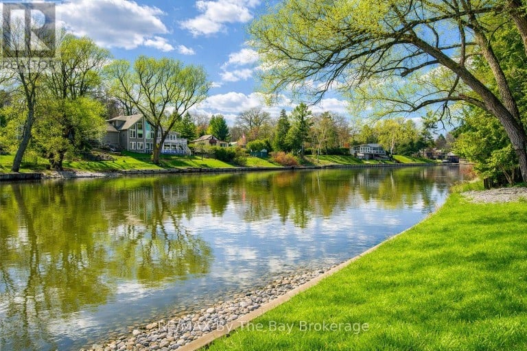 646 OXBOW PARK DRIVE, Wasaga Beach, Ontario, L9Z2V2