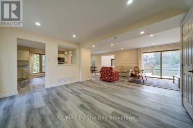 646 OXBOW PARK DRIVE Wasaga Beach Ontario photo 9