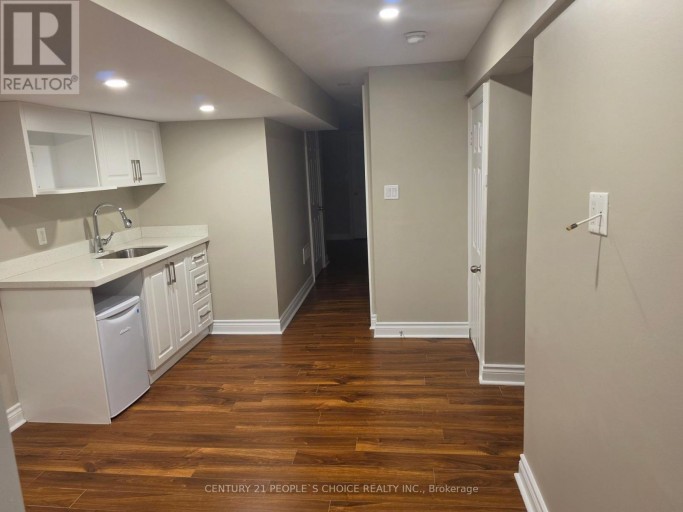 3 - 320 RAVINEVIEW DRIVE, Vaughan, Ontario, L6A4H1