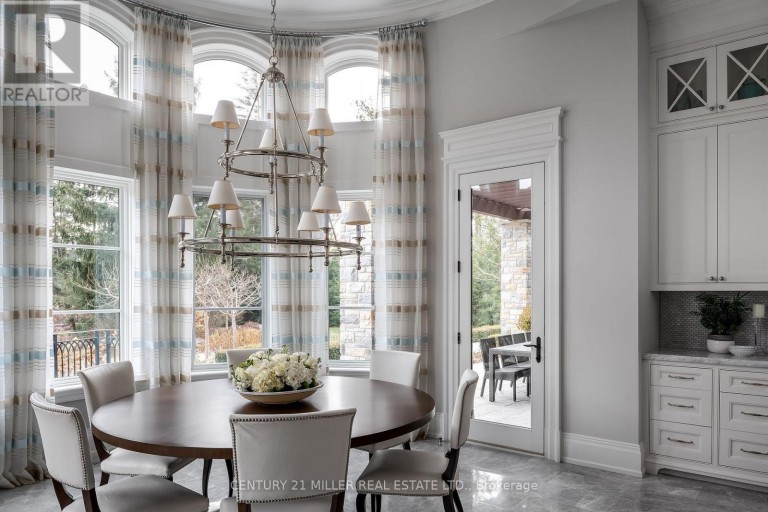 121 REBECCA COURT, Vaughan, Ontario, L6A1G2