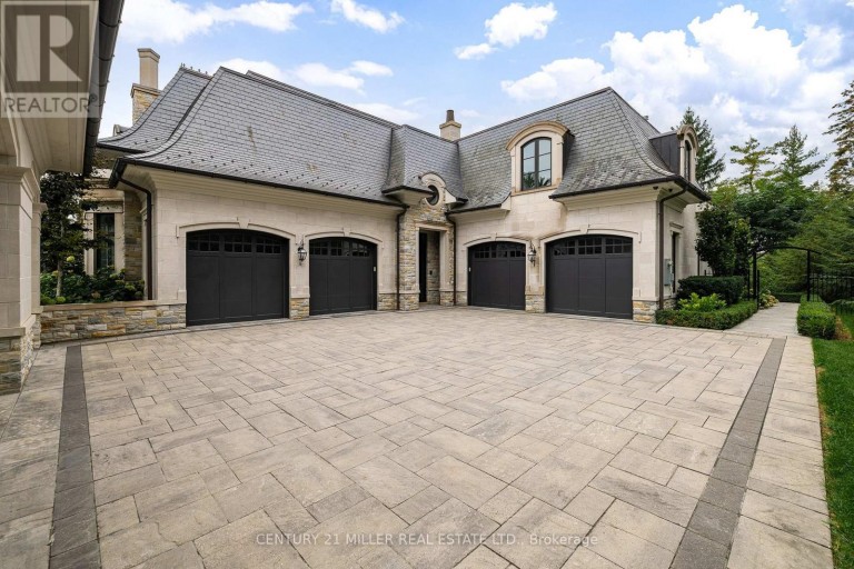 121 REBECCA COURT, Vaughan, Ontario, L6A1G2