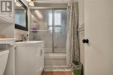 15 MAPES AVENUE Hamilton (Westdale) Ontario photo 18