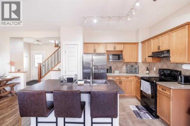 235 Cougar Plateau Way SW Calgary Alberta photo 6