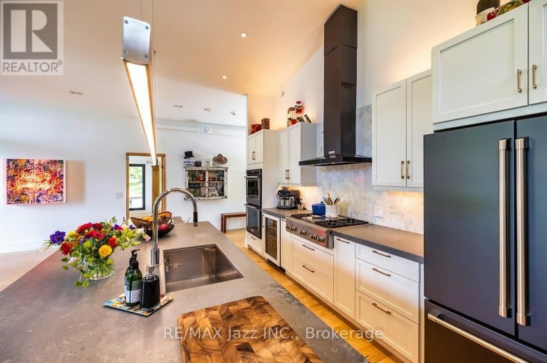 88 BROCK ROAD, North Kawartha, Ontario, K0L1A0