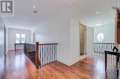 6 BRILL CRESCENT Toronto (Newtonbrook West) Ontario photo 21