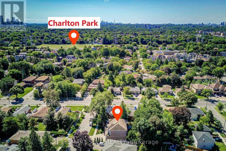 6 BRILL CRESCENT, Toronto (Newtonbrook West), Ontario, M2R2X3
