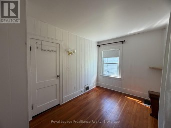 22 PARKER STREET Belleville (Belleville Ward) Ontario photo 13