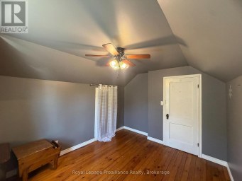 22 PARKER STREET Belleville (Belleville Ward) Ontario photo 15