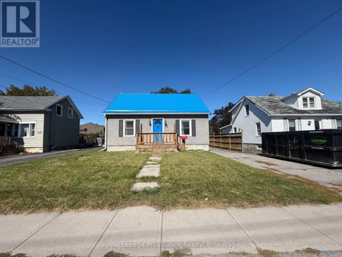 22 PARKER STREET, Belleville (Belleville Ward), Ontario, K8P1C8