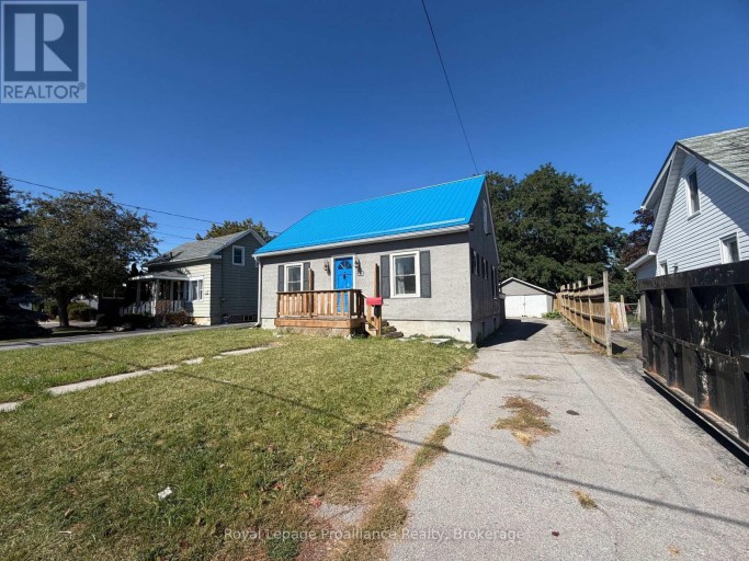 22 PARKER STREET, Belleville (Belleville Ward), Ontario, K8P1C8