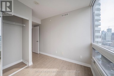 3203 - 85 WOOD STREET Toronto (Church-Yonge Corridor) Ontario photo 26