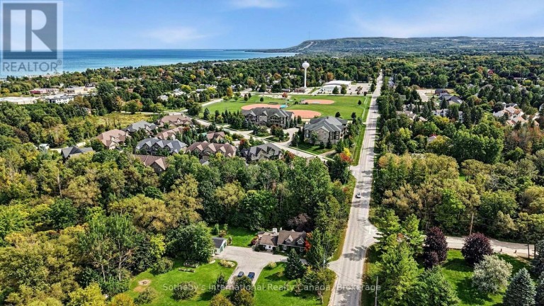9 MEADOWBROOK LANE, Blue Mountains, Ontario, N0H2P0