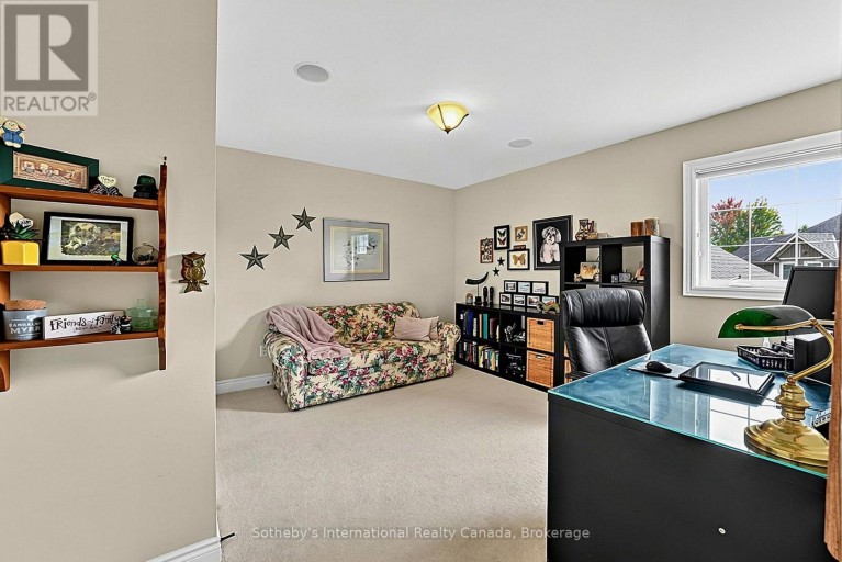 9 MEADOWBROOK LANE, Blue Mountains, Ontario, N0H2P0