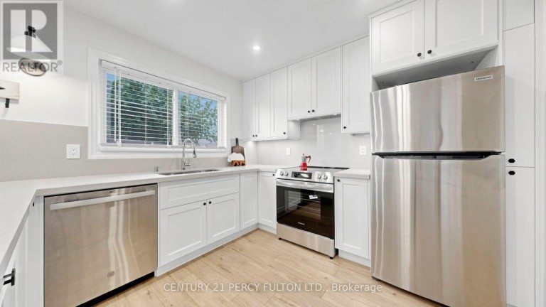 17 HARLEY DRIVE, Ajax (Central), Ontario, L1S5X3