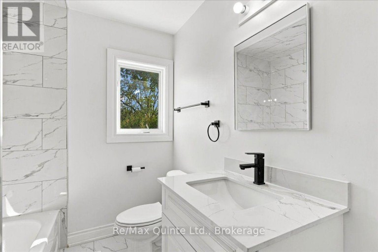 106 WHITES ROAD, Quinte West (Sidney Ward), Ontario, K8V5P5