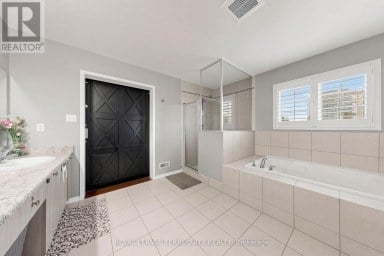 2549 SNOW KNIGHT DRIVE Oshawa (Windfields) Ontario photo 23