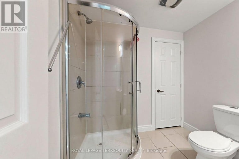 2549 SNOW KNIGHT DRIVE, Oshawa (Windfields), Ontario, L1L0K2