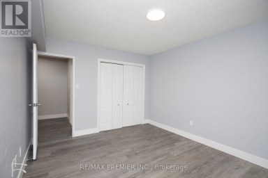 1909 - 390 DIXON ROAD Toronto (Kingsview Village-The Westway) Ontario photo 17