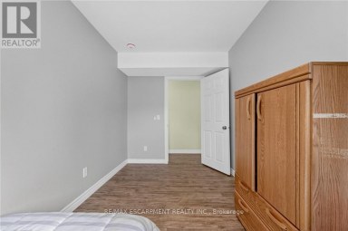 4588 MARTHA LANE Lincoln (Beamsville) Ontario photo 32