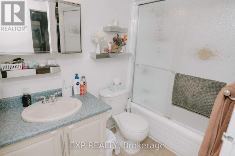 1207 - 858 COMMISSIONERS ROAD E, London South (South H), Ontario, N6C5Y5