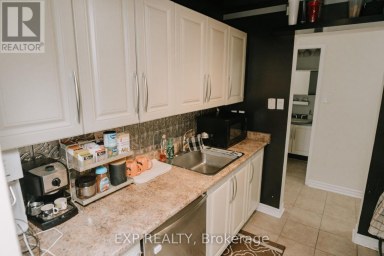 1207 - 858 COMMISSIONERS ROAD E London South (South H) Ontario photo 5