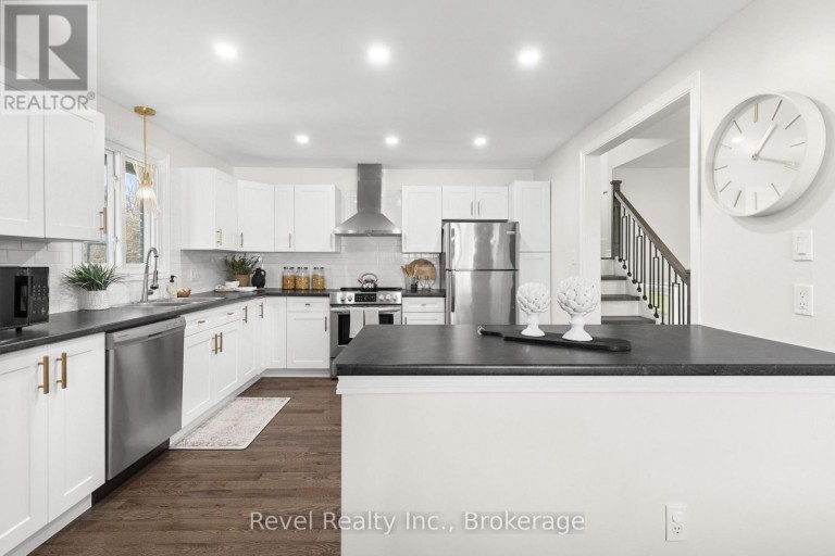 25 RIVERVIEW ROAD, Kawartha Lakes (Lindsay), Ontario, K9V1B2