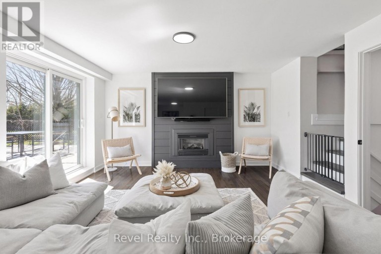 25 RIVERVIEW ROAD, Kawartha Lakes (Lindsay), Ontario, K9V1B2